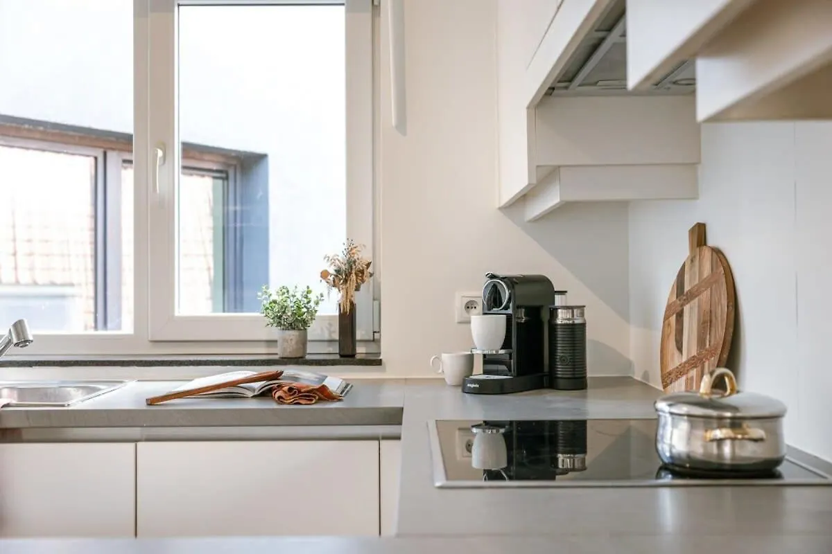 Pleasant Apartment Near The Center Of גנט